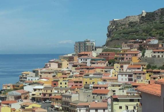 카스텔사르도 La Terrazza Di Archimede B&B 외부 사진